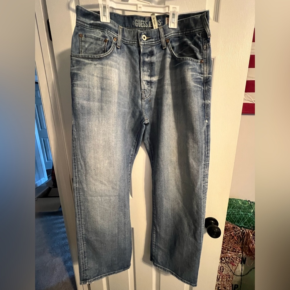 Men’s Guess jeans
